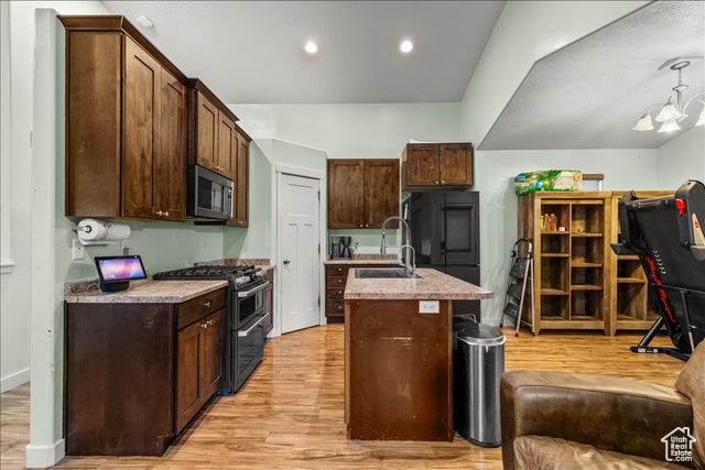 Photo 7 - 339 W Slate Dr, Tooele UT 84074