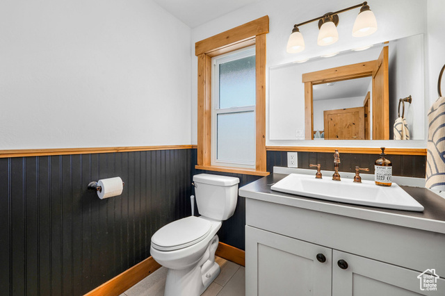 Photo 10 for MLS #2118476 at 1760 W 3000 South