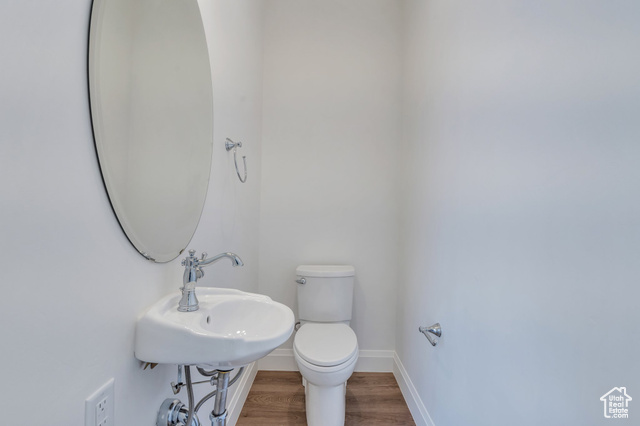 Photo 12 for MLS #2118479 at 5642 W Hawthorn Ln #11