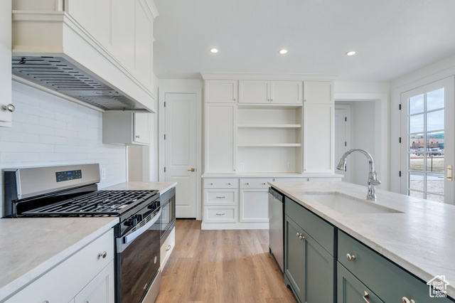 Photo 7 for MLS #2118479 at 5642 W Hawthorn Ln #11