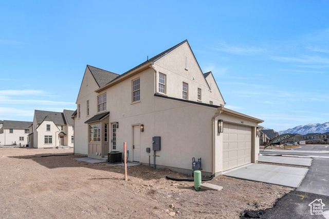 Photo 3 for MLS #2118479 at 5642 W Hawthorn Ln #11