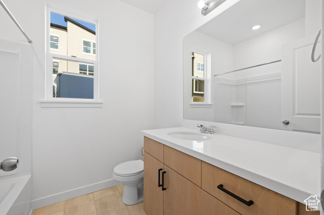Photo 6 for MLS #2118485 at 6811 W Pine Trail Ln #302
