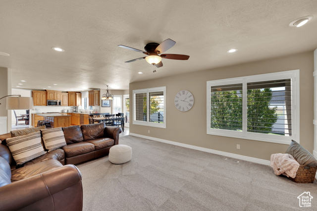 Photo 23 for MLS #2118491 at 686 Wellington Dr