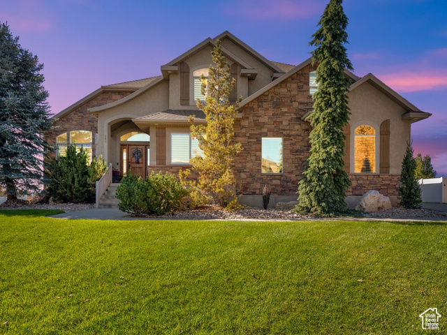 View photos for 686 Wellington Dr MLS #2118491 - 686 Wellington Dr