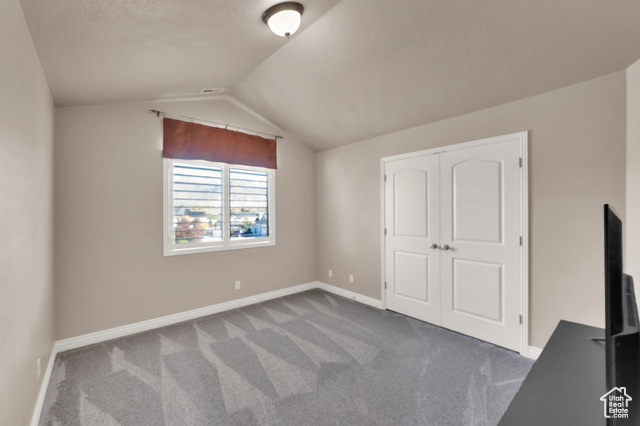Photo 35 for MLS #2118491 at 686 Wellington Dr