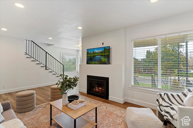 Photo 4 for MLS #2118504 at 1419 36th St