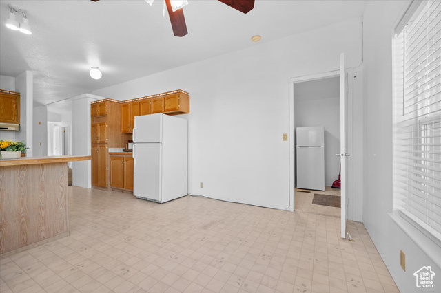 Photo 11 for MLS #2118506 at 528 E 300 South