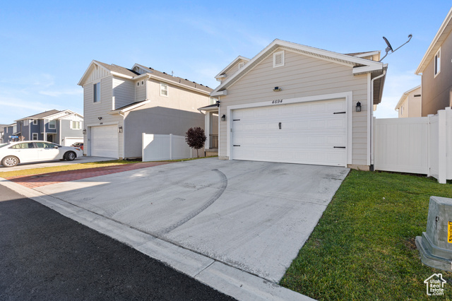 Photo 3 for MLS #2118509 at 4694 E Lake Corner Dr