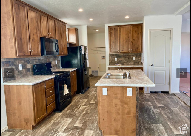 Photo 2 for MLS #2118515 at 289 W Center