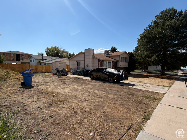 Photo 3 for MLS #2118517 at 999 W 1100 North