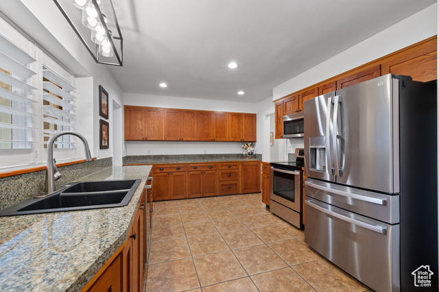 Photo 17 for MLS #2118525 at 5766 S Beaumont Dr