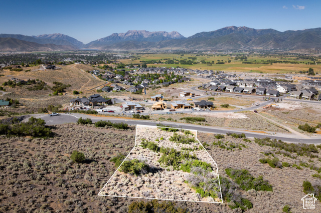 Photo 5 for MLS #2118532 at 1343 E Coyote View Cir #239
