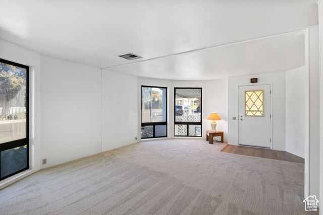 Photo 6 for MLS #2118535 at 89 W Evening Star Way