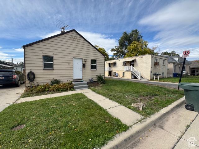 Photo 17 for MLS #2118538 at 850 S Lake St