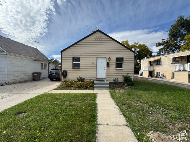 Photo 16 for MLS #2118538 at 850 S Lake St