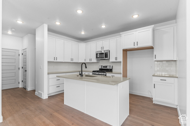 Photo 6 for MLS #2118540 at 1451 Electric Ave