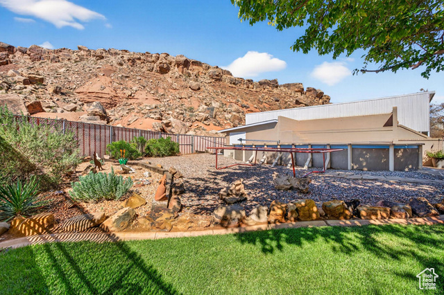 Photo 44 for MLS #2118546 at 1045 Hemlock Cir
