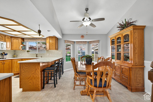 Photo 11 for MLS #2118546 at 1045 Hemlock Cir