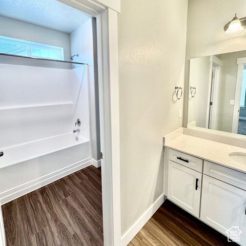 Photo 11 for MLS #2118551 at 884 N Van Dyne Dr #E304