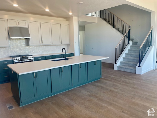 Photo 4 for MLS #2118558 at 1251 E Larkspur Way