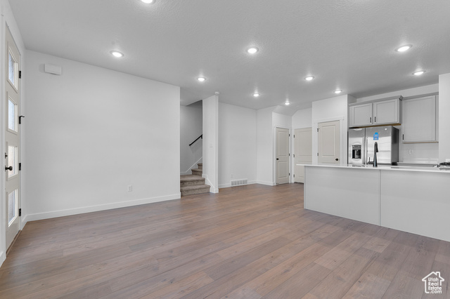 Photo 4 for MLS #2118561 at 1437 Electric Ave