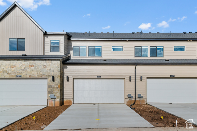 Photo 3 for MLS #2118566 at 1433 Electric Ave