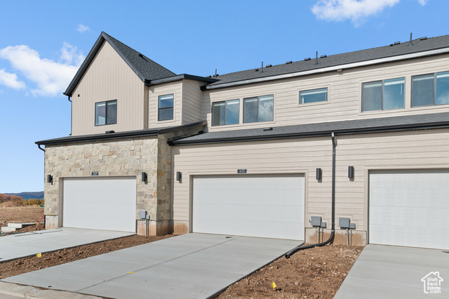 Photo 4 for MLS #2118566 at 1433 Electric Ave