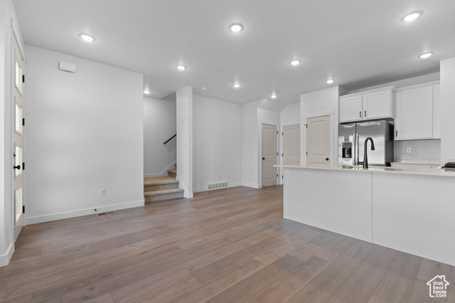 Photo 6 for MLS #2118566 at 1433 Electric Ave