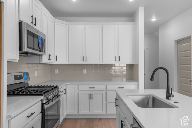 Photo 7 for MLS #2118568 at 1429 Electric Ave