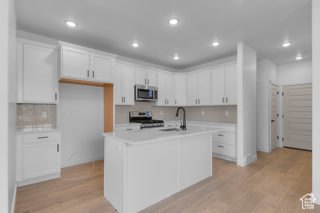 Photo 6 for MLS #2118568 at 1429 Electric Ave