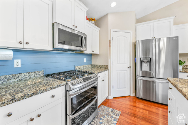 Photo 5 for MLS #2118575 at 856 Rodeo Dr