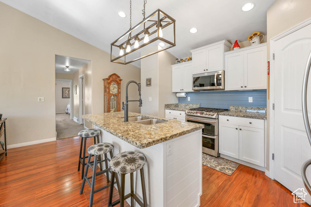Photo 7 for MLS #2118575 at 856 Rodeo Dr