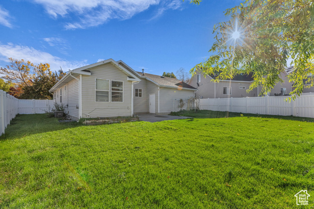Photo 27 for MLS #2118578 at 1581 N Durocher Ln