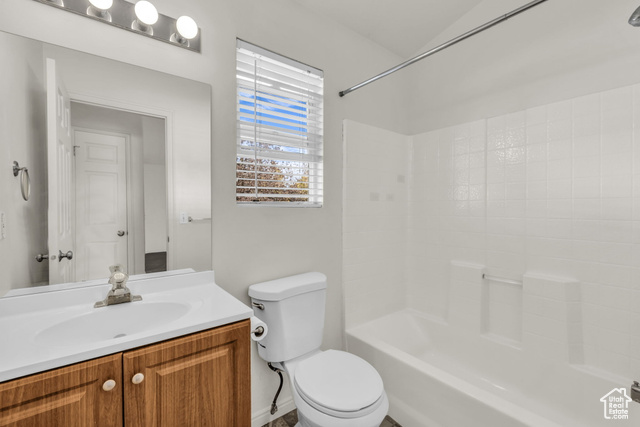 Photo 12 for MLS #2118578 at 1581 N Durocher Ln