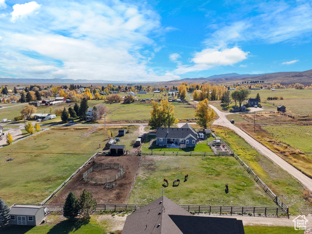 Photo 2 for MLS #2118590 at 190 W 3rd