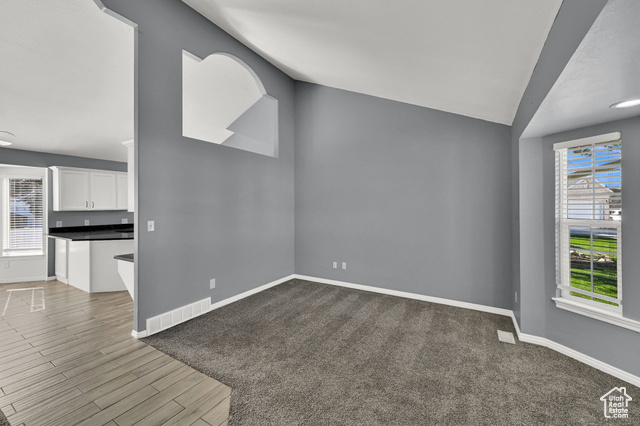 Photo 7 for MLS #2118591 at 1625 W Winners Cir