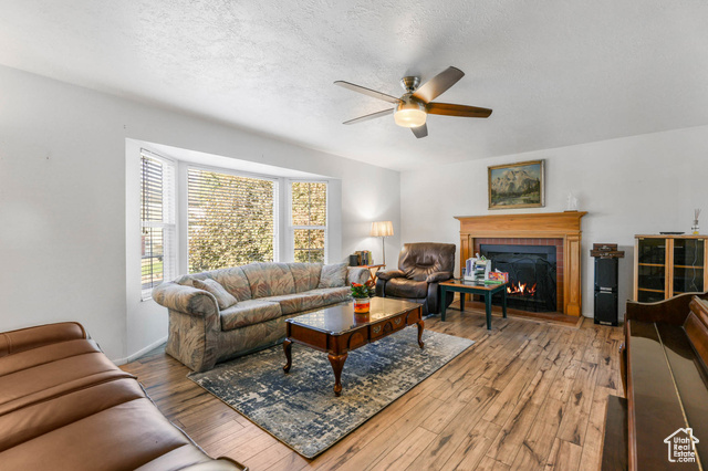 Photo 4 for MLS #2118594 at 98 E 1420 South