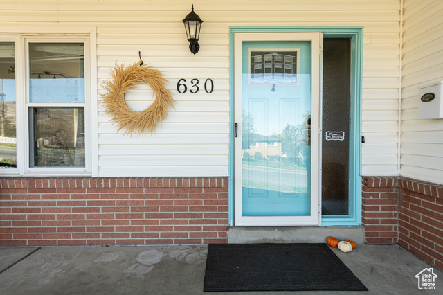 Photo 2 for MLS #2118595 at 630 E 1800 South