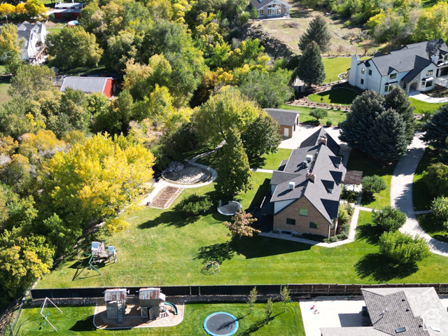 Photo 11 for MLS #2118604 at 695 E 1700 North