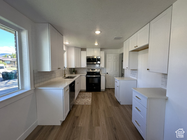 Photo 4 - 131 N Terrace Dr, Clearfield UT 84015