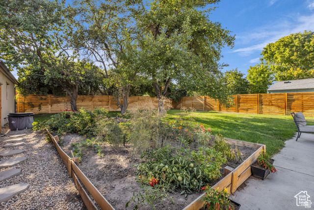 Photo 17 for MLS #2118616 at 5758 E Hillside Dr