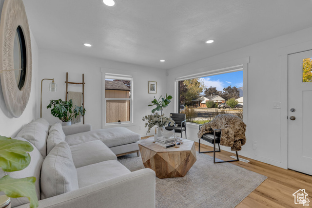 Photo 5 for MLS #2118616 at 5758 E Hillside Dr