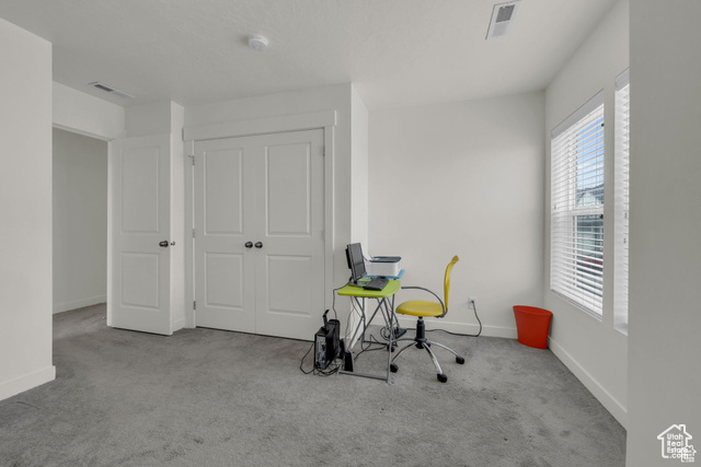 Photo 14 for MLS #2118619 at 4536 E Hurstbourne Dr