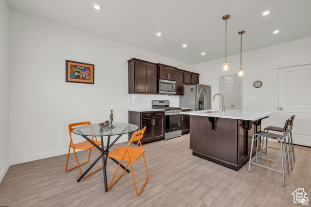 Photo 6 for MLS #2118619 at 4536 E Hurstbourne Dr