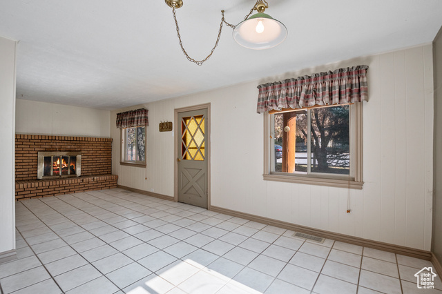 Photo 3 for MLS #2118632 at 5661 N State Road 32