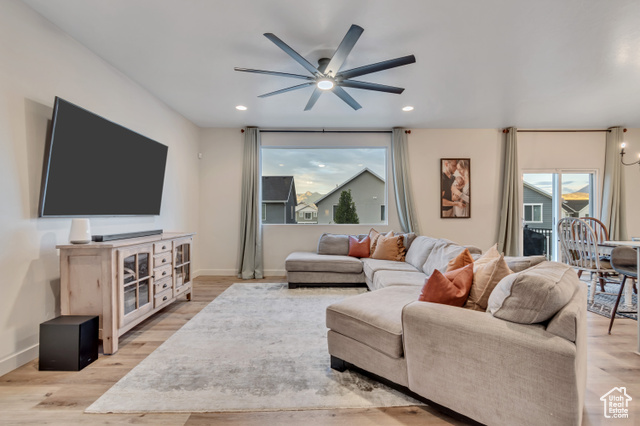 Photo 4 for MLS #2118633 at 14881 S Beckenbauer Ave