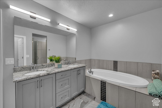 Photo 8 for MLS #2118639 at 1976 E 1200 North