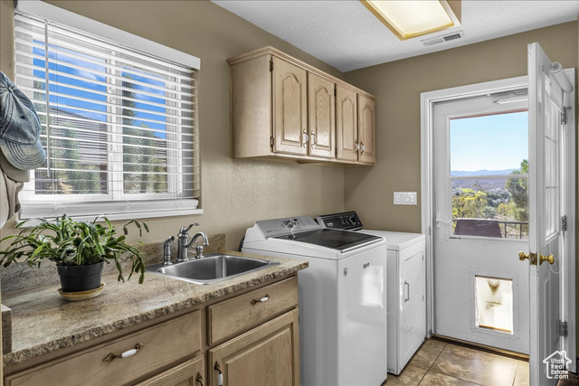 Photo 17 for MLS #2118650 at 665 N Dusk Dr