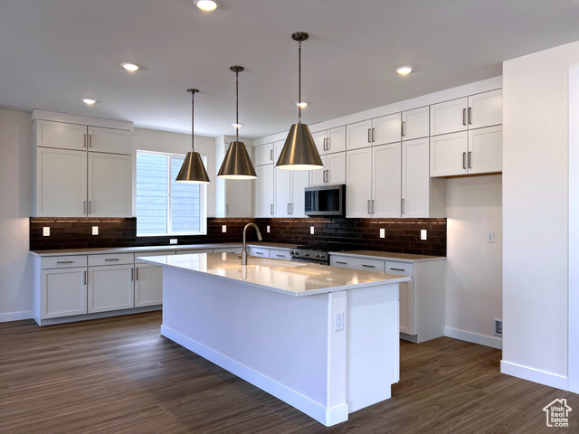 Photo 3 for MLS #2118653 at 511 E Rimrock Ln #29