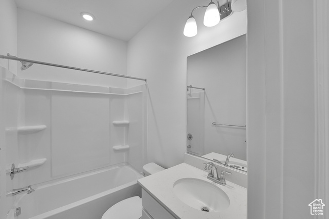 Photo 15 for MLS #2118654 at 8674 N Halloran Ct #1327